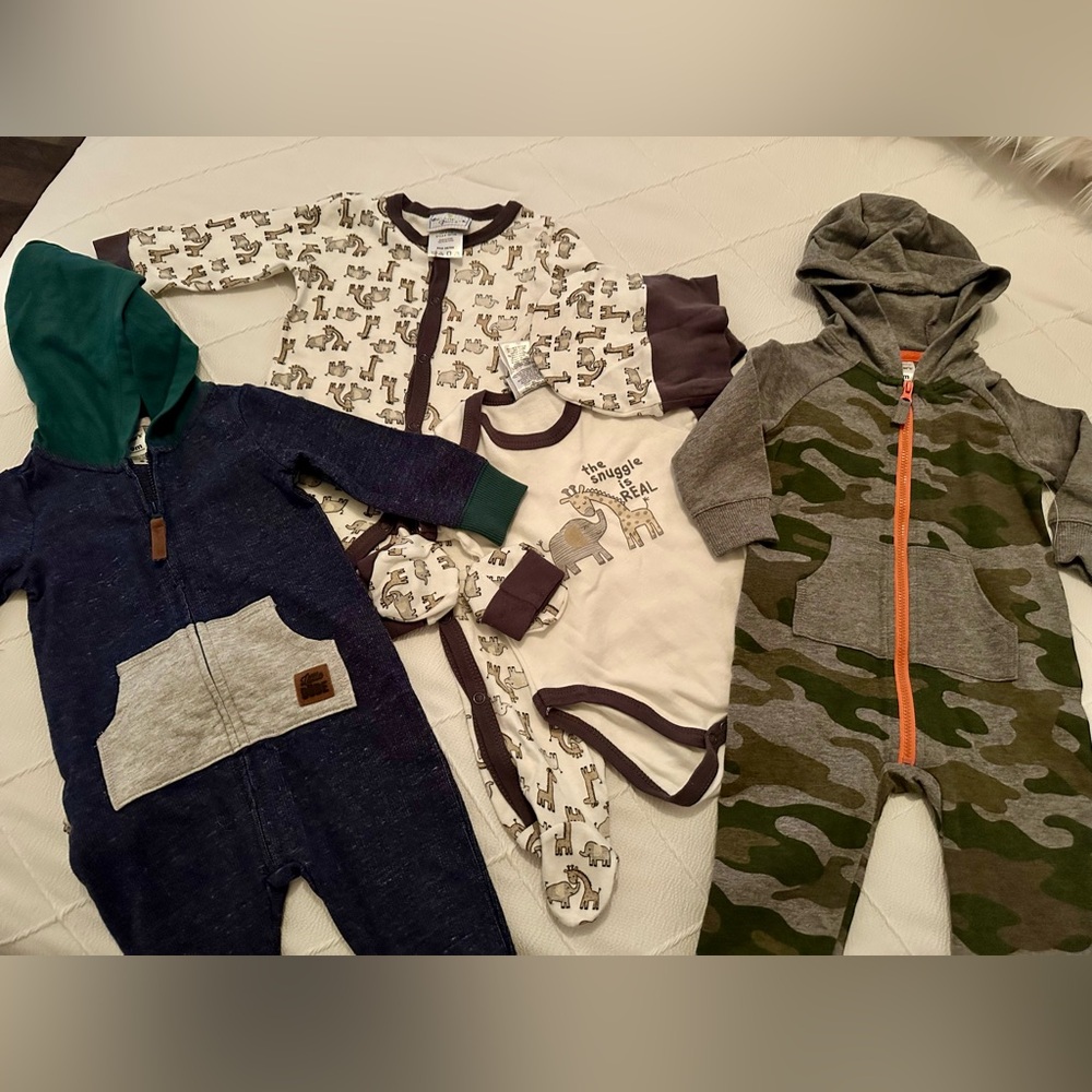 Baby boy clothes 6-9 M